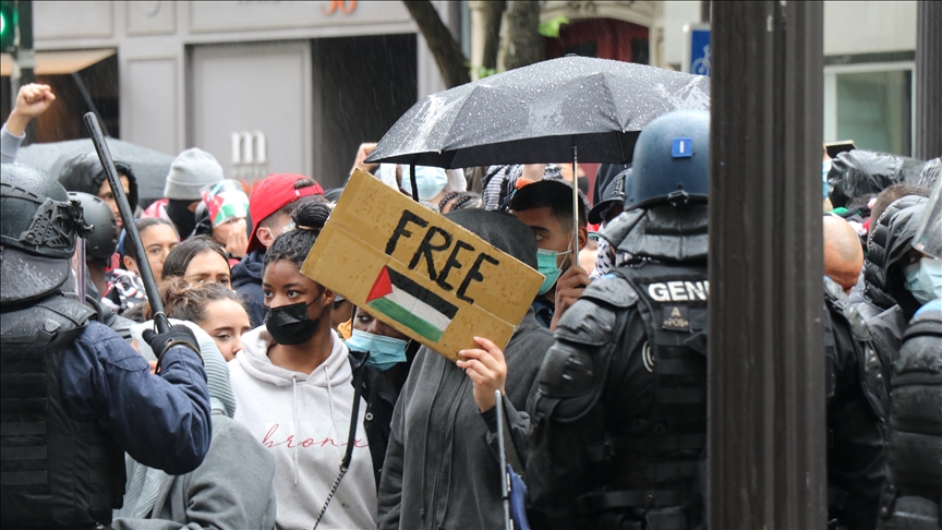 Fransa, Filistin'e destek gösterilerini yasakladı