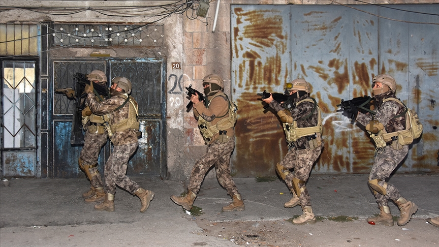 Son 120 günde 80 bin 572 uyuşturucu operasyonu düzenledi