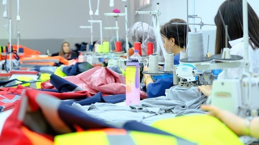 Ücretli çalışan sayısı yüzde 3,4 arttı