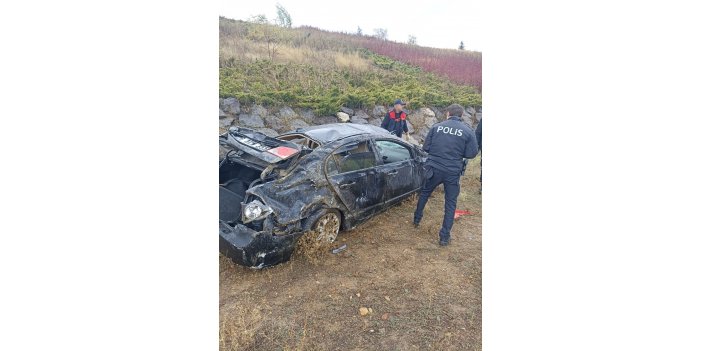 Otomobil şarampole uçtu