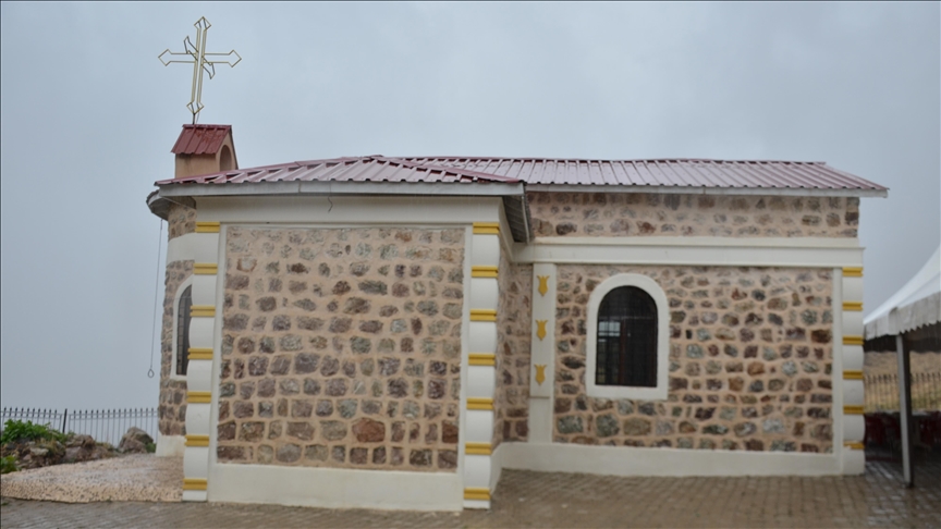 Şırnak'ta yeniden inşa edilen kilise ibadete açıldı