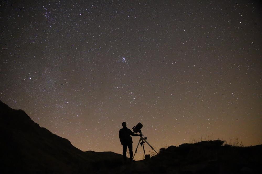 Bitlis'te uzay meraklıları 'Orionid meteoru'nu gözlemledi