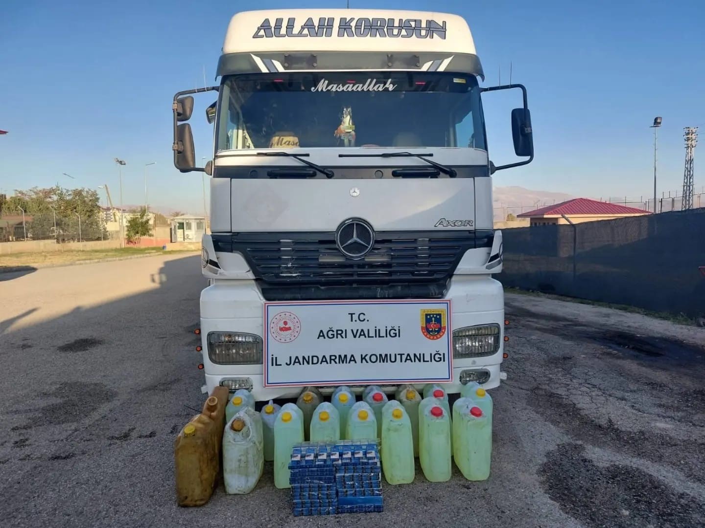 Kaçak akaryakıt ve kaçak sigara operasyonu