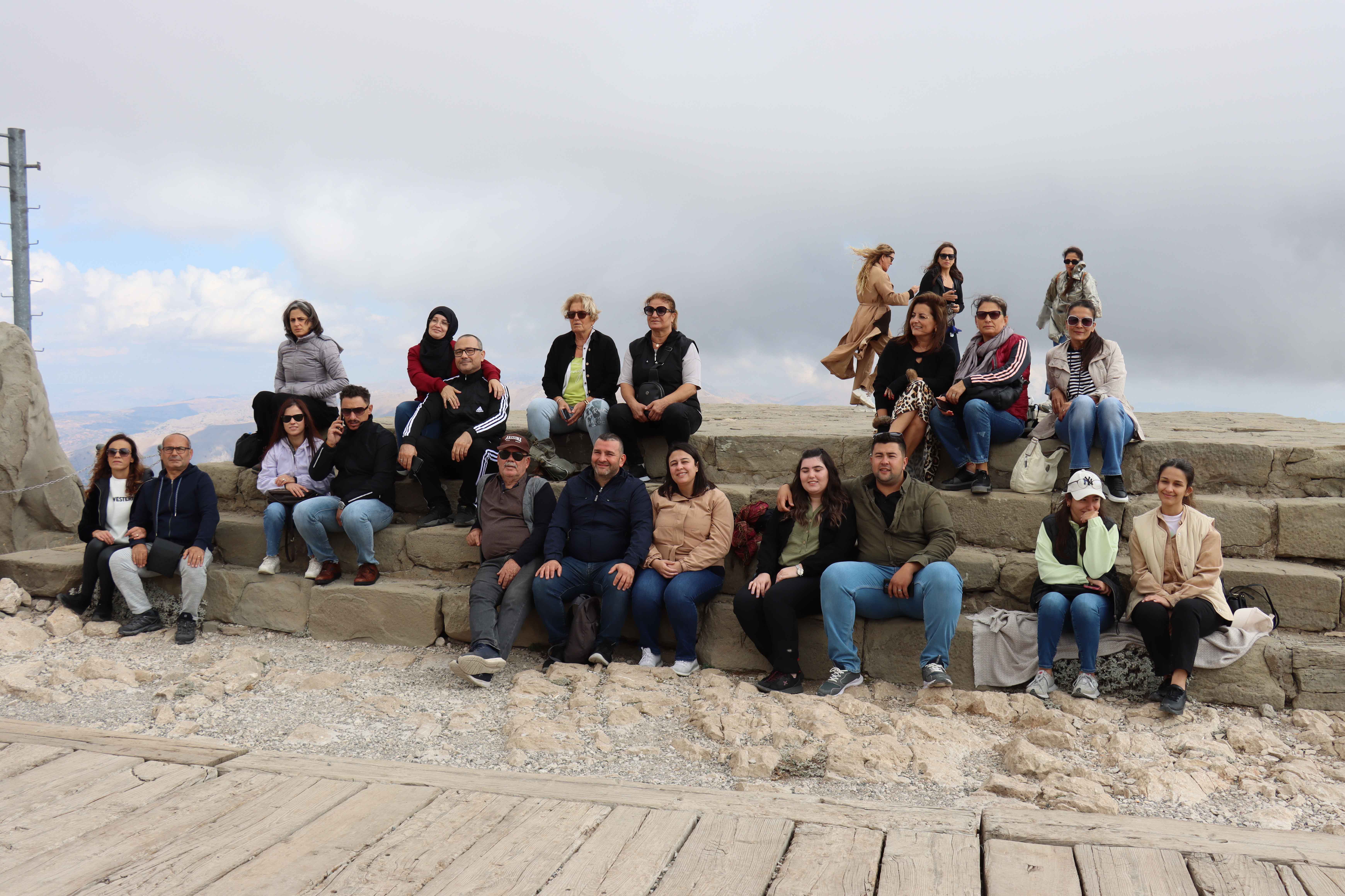 Nemrut Dağı'nı 6 ayda 61 bin kişi ziyaret etti