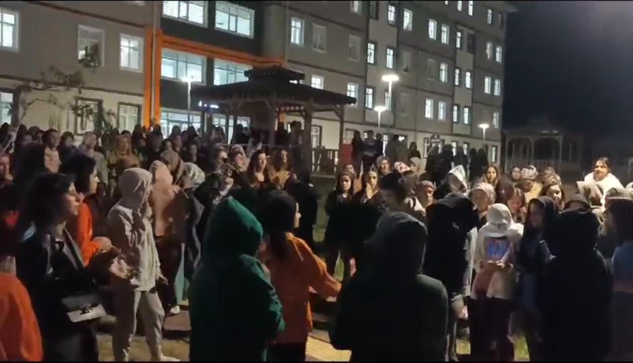 VİDEO - Diyarbakır'daki KYK yurtlarında protesto