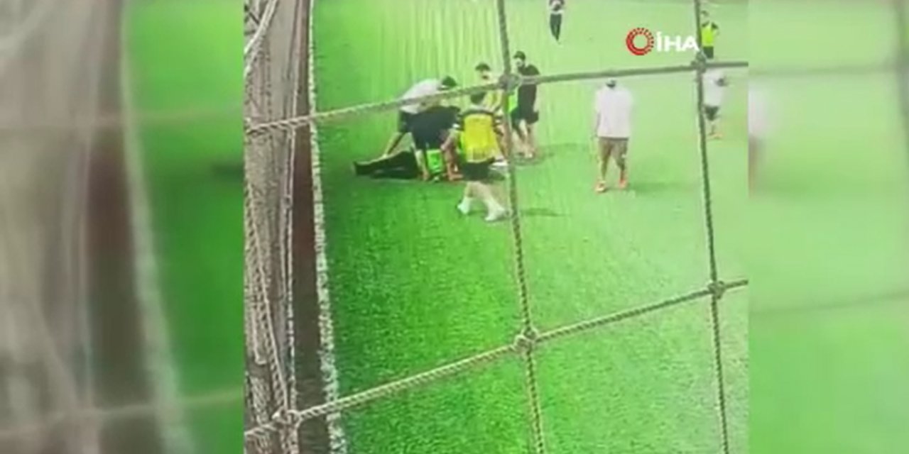 VİDEO - Halı sahada kalp krizi geçirdi!