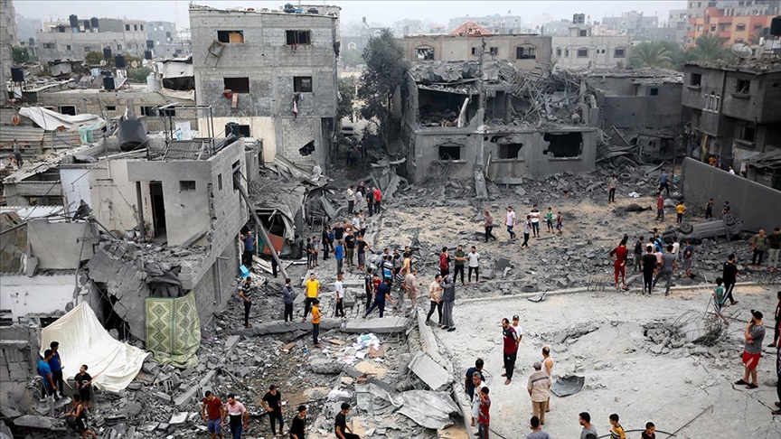 Gazze'nin farklı bölgelerindeki saldırılarda 130'u aşkın kişi öldü