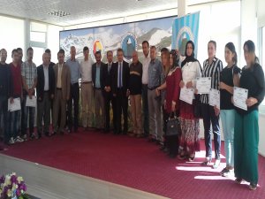Hakkari’de 30 kursiyere girişimcilik belgesi
