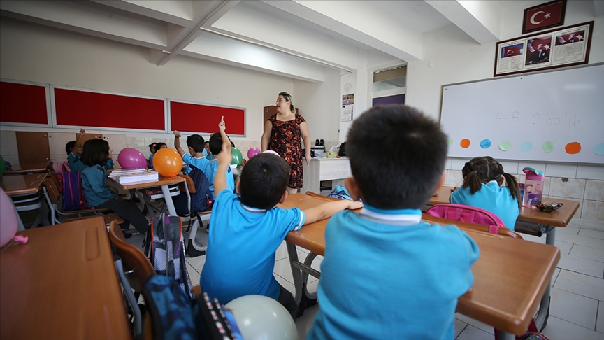 30 Ekim Pazartesi günü okullar tatil edildi