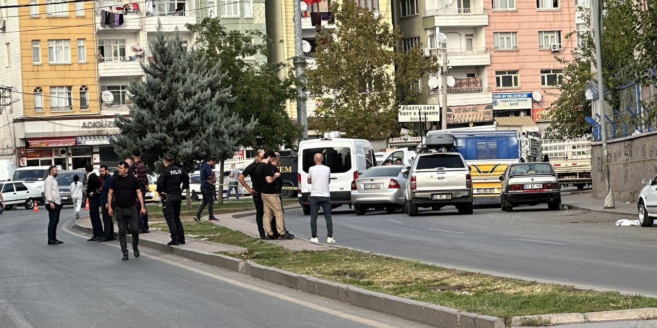 Diyarbakır'da şüpheli valiz paniği