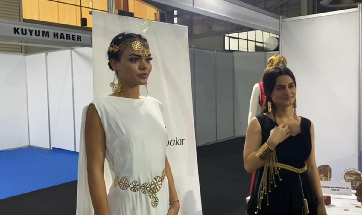VİDEO - 3 bin yıllık takılar fuarda sergilendi