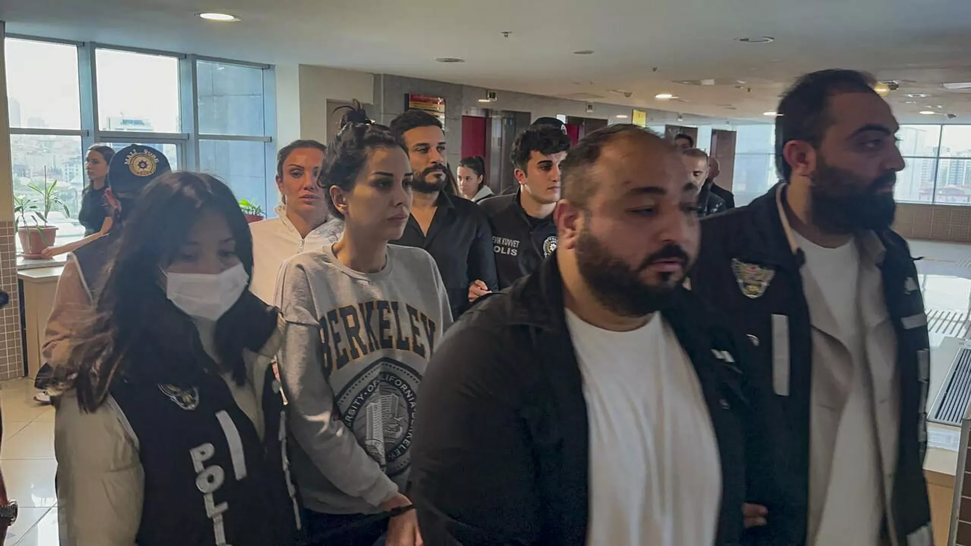 Dilan Polat, ifade vermek için savcılığa sevk edildi