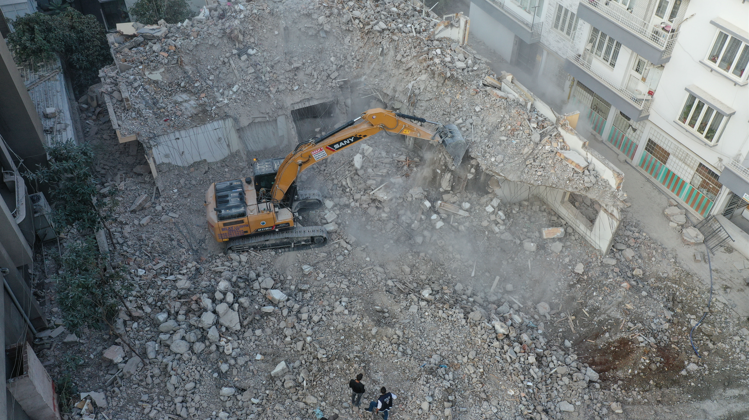 Antep'te ağır hasarlı binaların yüzde 55'i yıkıldı