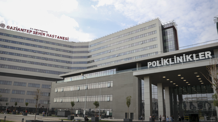 Antep Şehir Hastanesi 100 bin hastaya hizmet verdi