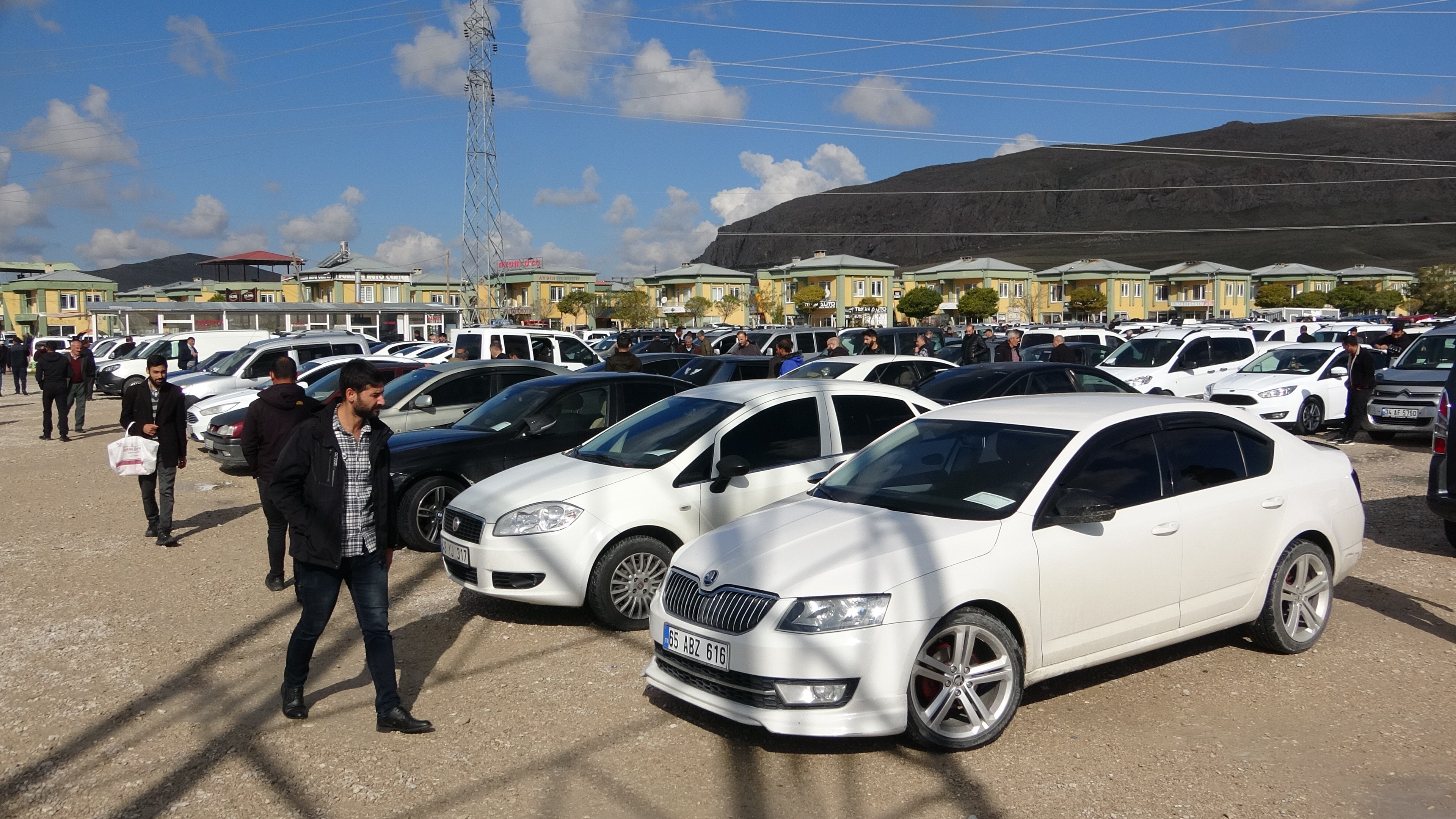 İkinci el araç fiyatlarında sert düşüş