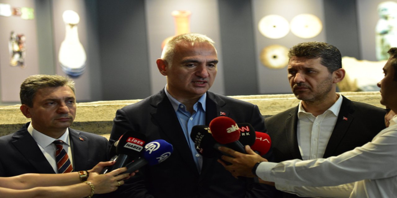 Bakan Ersoy: "Kurtarma kazıları sırasında 866 mezar bulundu"