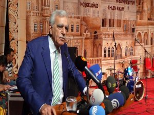 Mardin Artuklu Üniversitesi’nde ilk Kürtçe öğretmenler mezun oldu