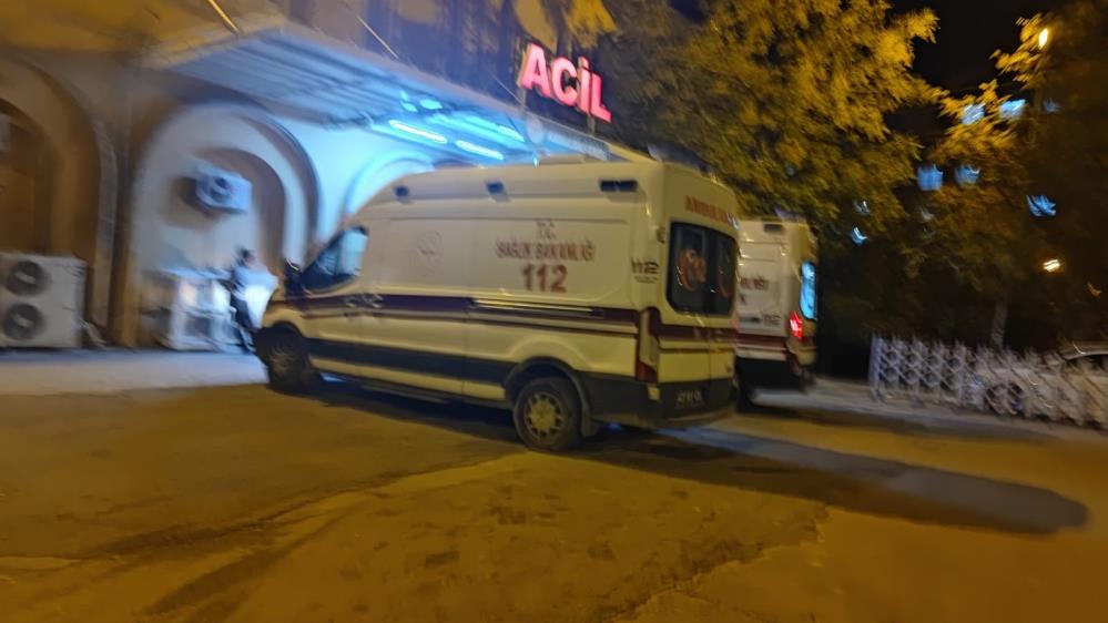 Akrabalar arası silahlı kavga; 1 yaralı