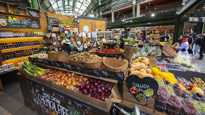 İngiltere'de perakende satışlarda düşüş var!