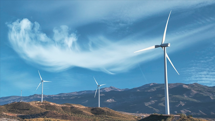 Elektrikte kurulu güç 2028'de 136 bin megavata ulaşacak