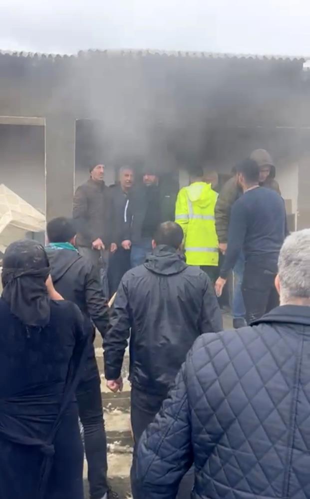 Köy evinde korkutan yangın