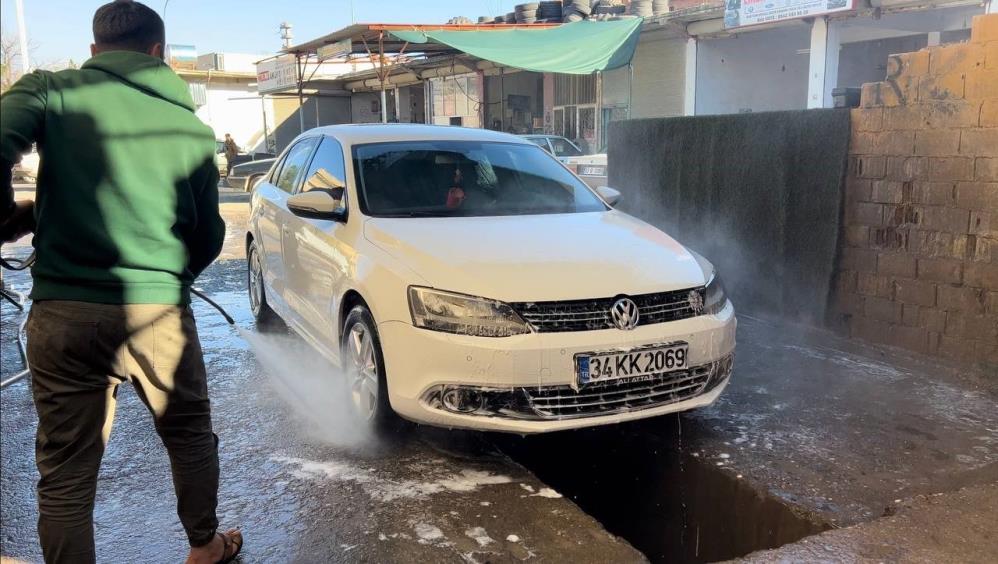 Toz bulutu oto yıkamacılarına yaradı