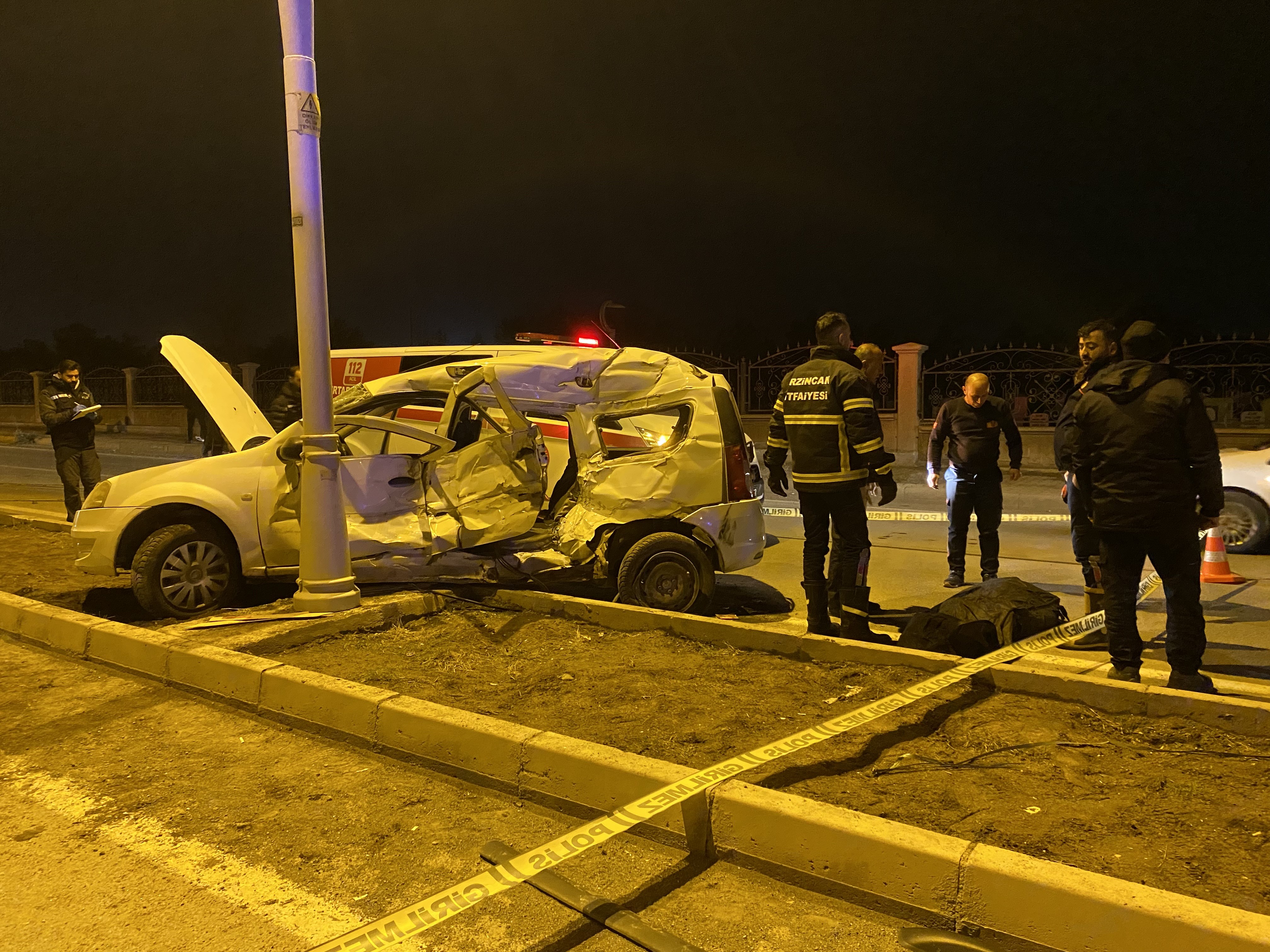 Erzincan'daki kazada, 2 kişi öldü