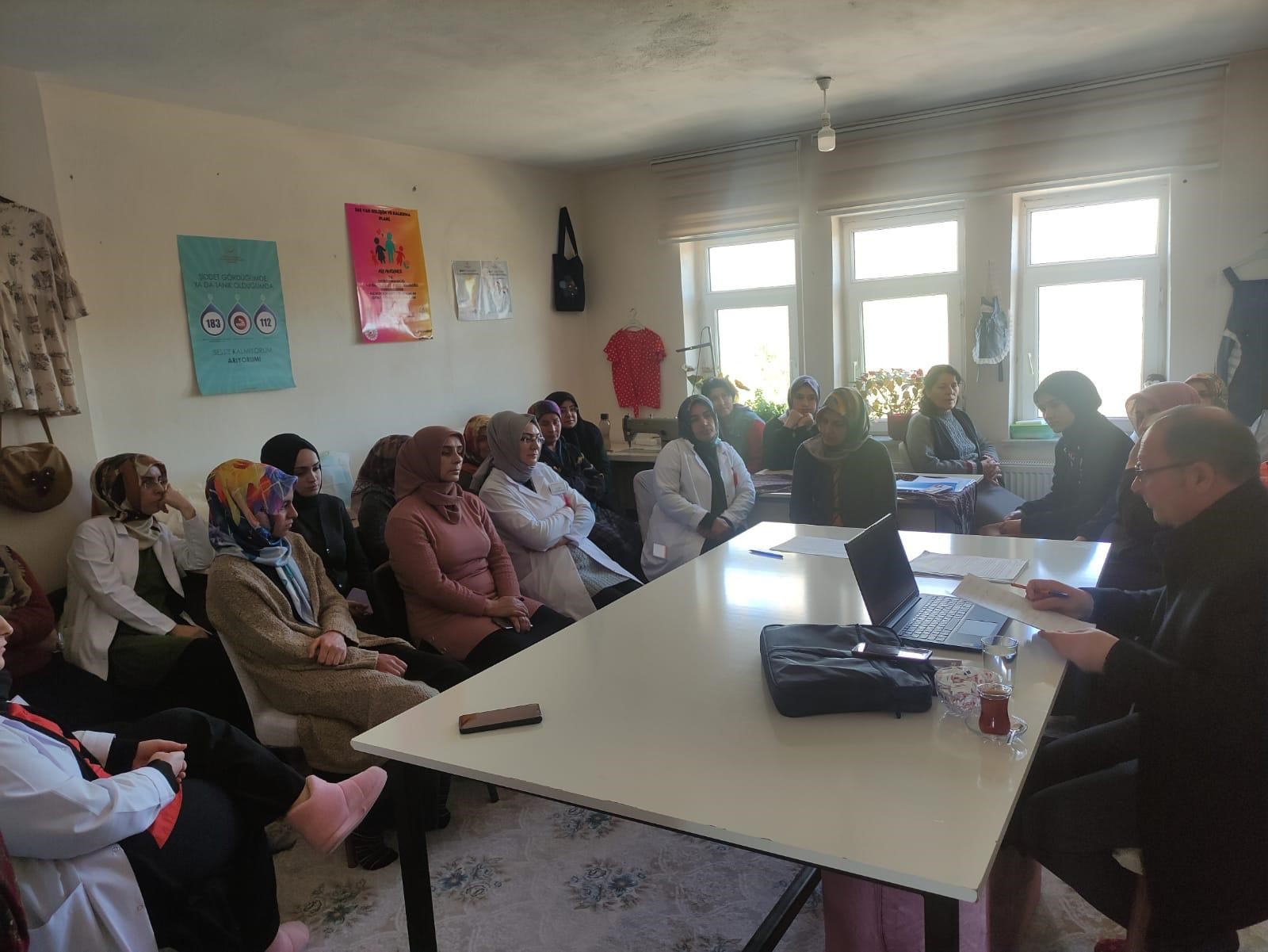 Erciş’te ‘Aile Akademisi’ eğitimi