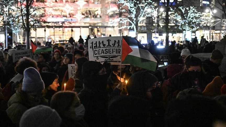 ABD'de yüzlerce kişi "Gazze'de ateşkes talebiyle" gösteri düzenledi