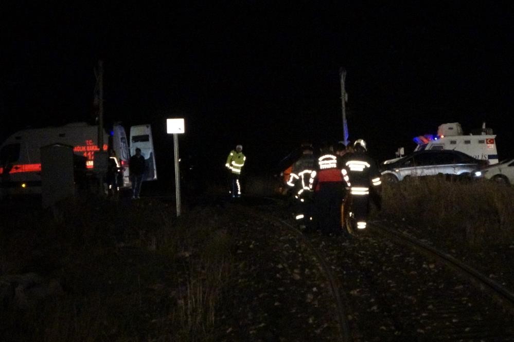 Tren kazasında yaralanan çocuk hayatını kaybetti