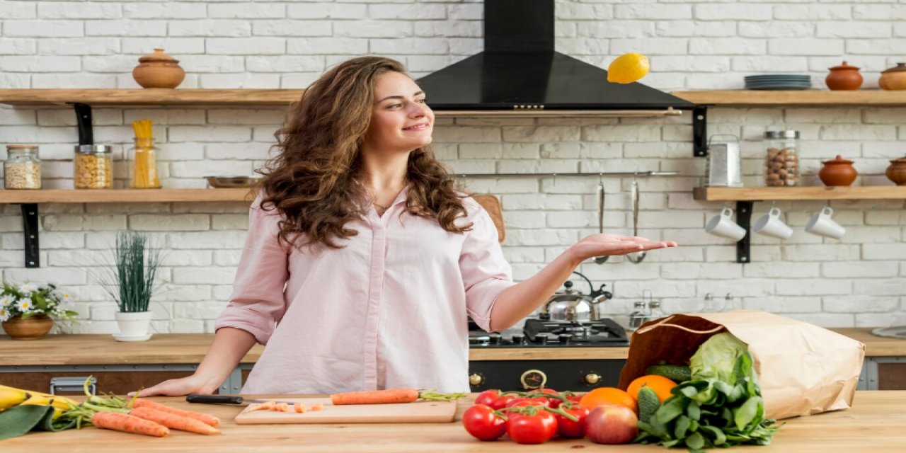 KADINLARIN MUTFAK SIRLARI