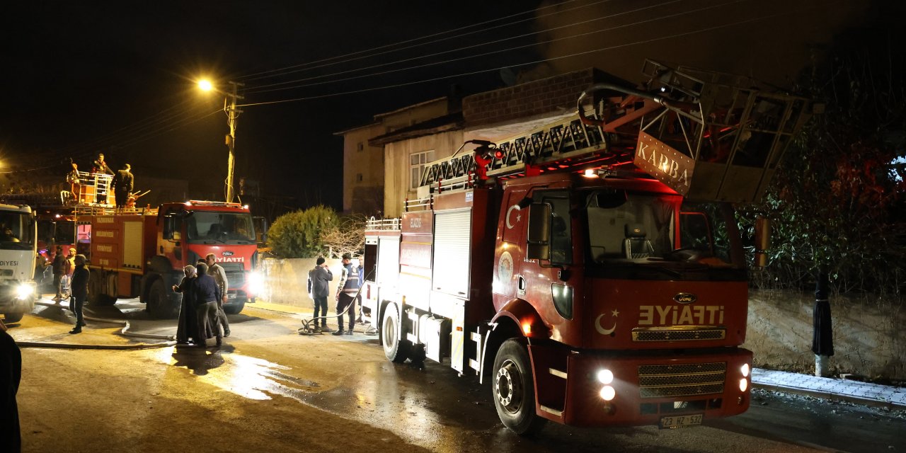 Elazığ’da korkutan yangın