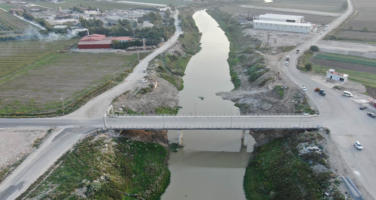 50 yıllık köprü yıkıldı, yerine yeni köprü yapıldı