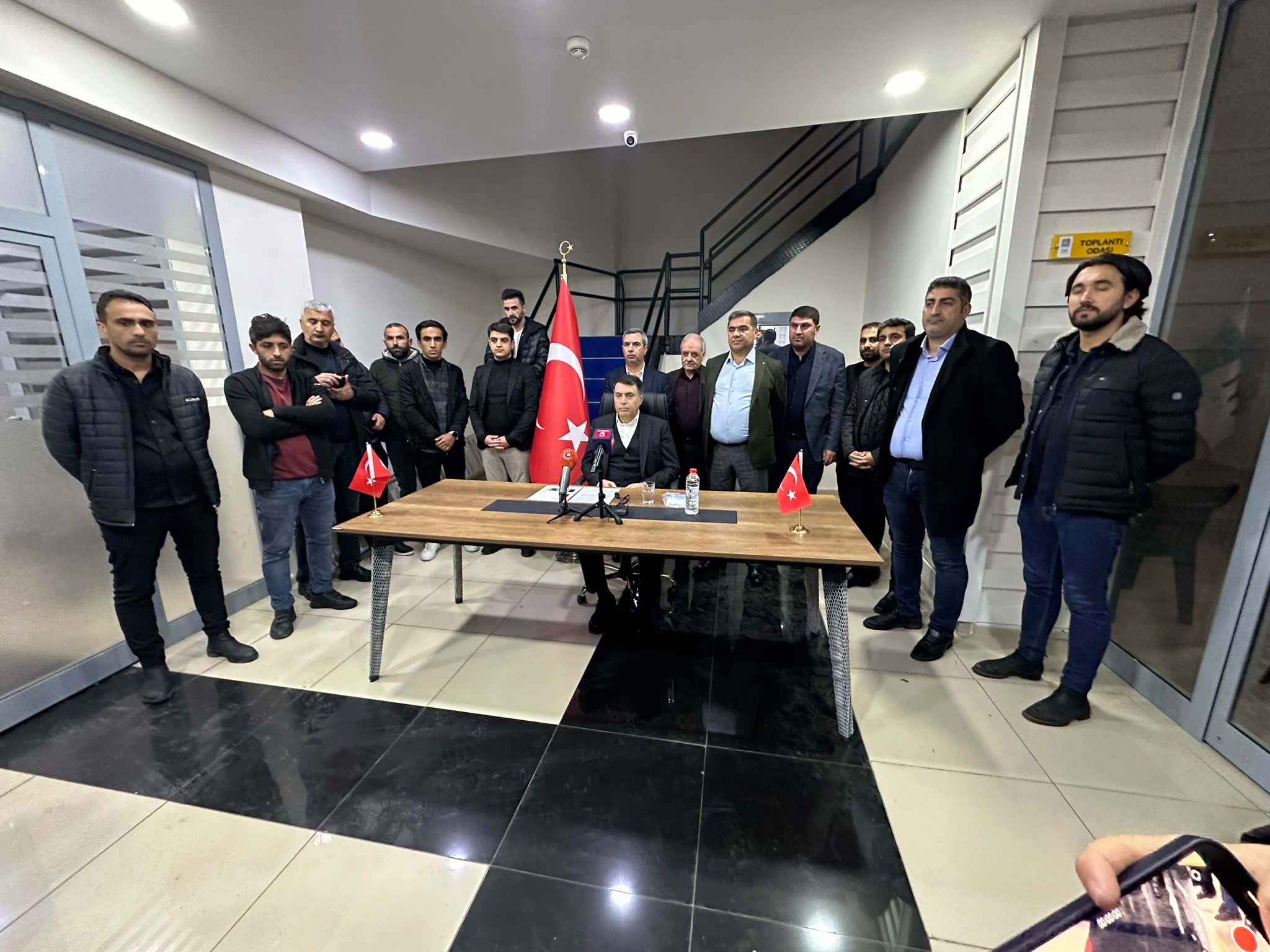 VİDEO - Diyarbakır İYİ Parti’de istifa depremi!