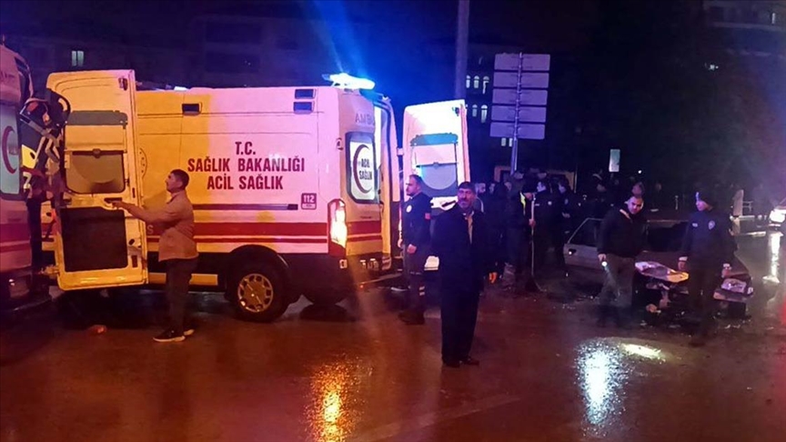 Kırıkkale'de kaza, yaralılar var