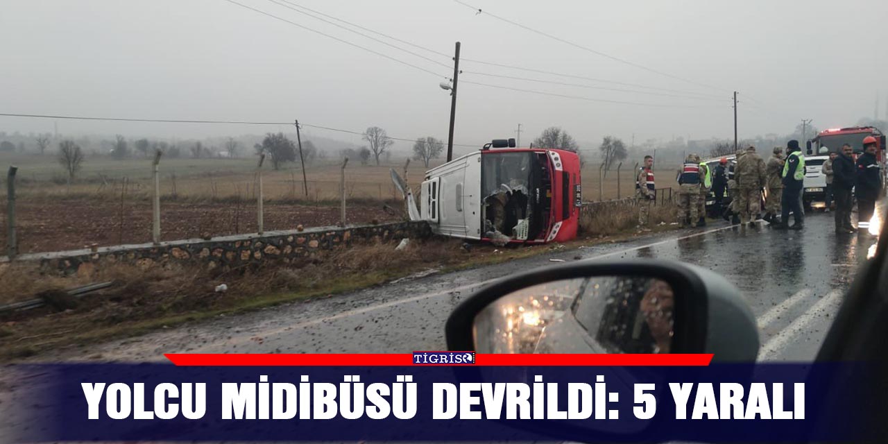 Yolcu midibüsü devrildi: 5 yaralı