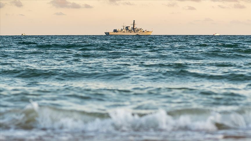 Hindistan, Umman Denizi'nde savaş gemileri konuşlandırdı