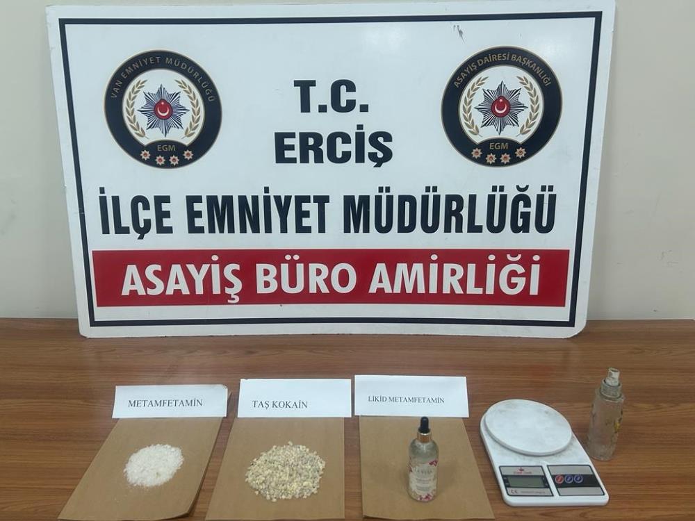 Van’da ‘torbacı’ lara darbe!