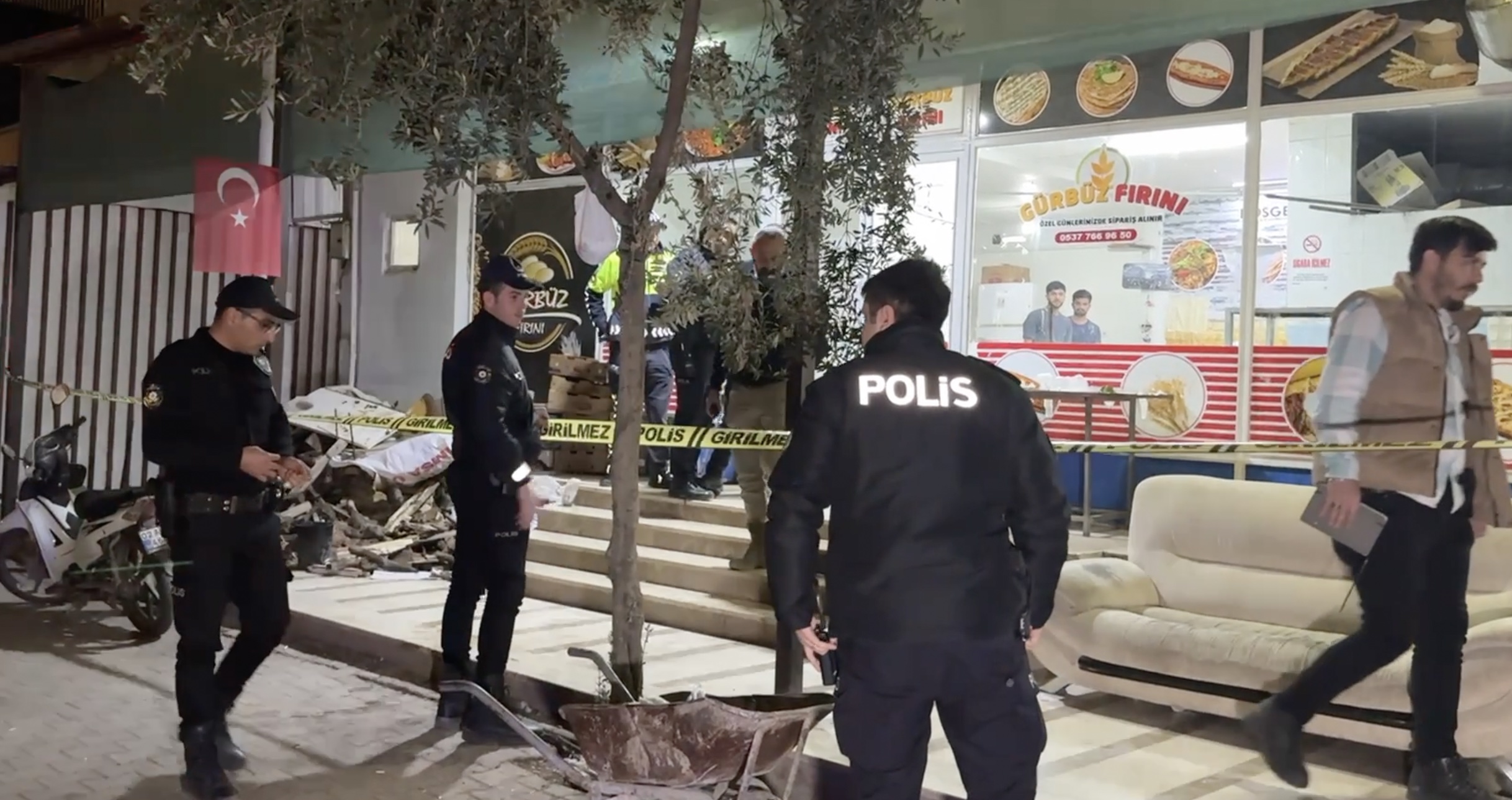 Bıçaklı kavgada bir kişi öldü