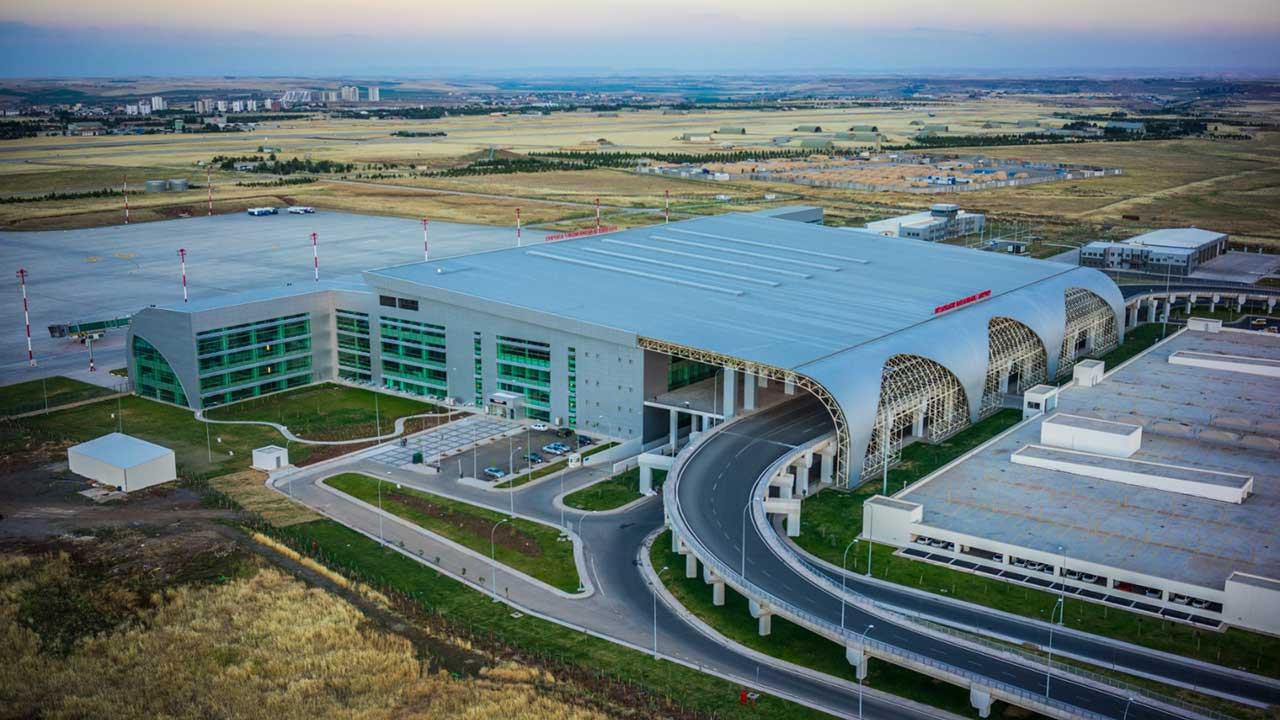 10 günde 70’e yakın uçak seferi iptal oldu