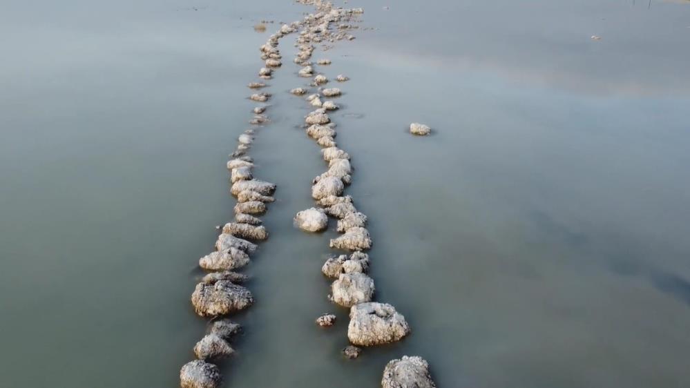 Arin çekildi, liman kalıntısı çıktı