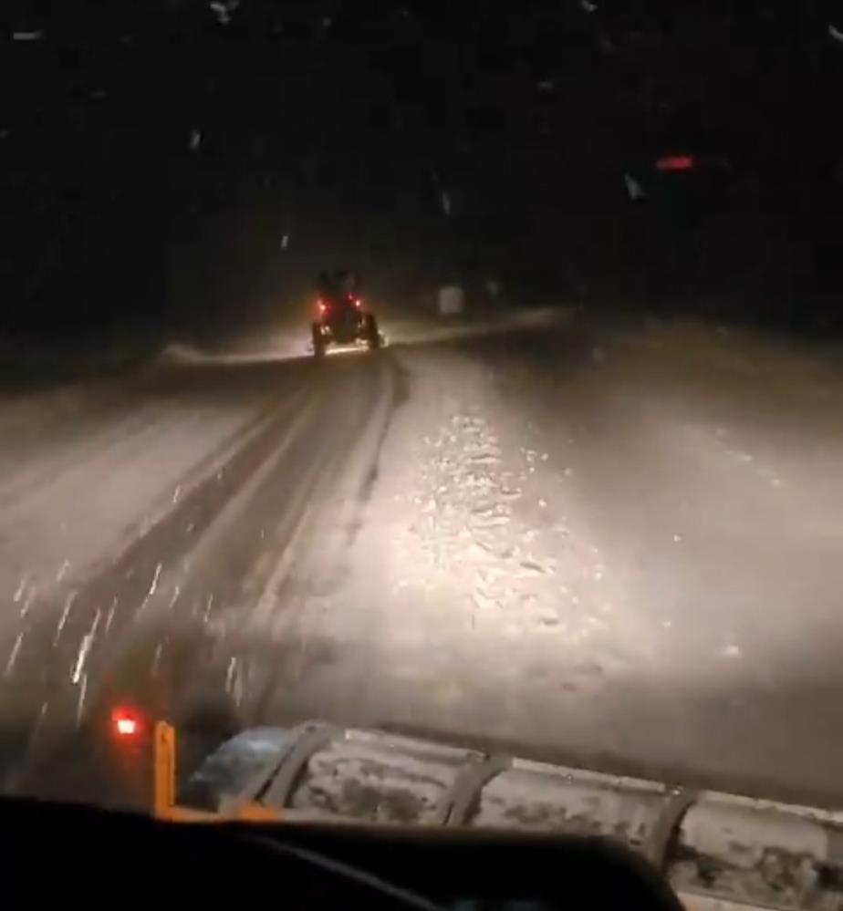 Bitlis'te kar yağışı etkili olmaya başladı