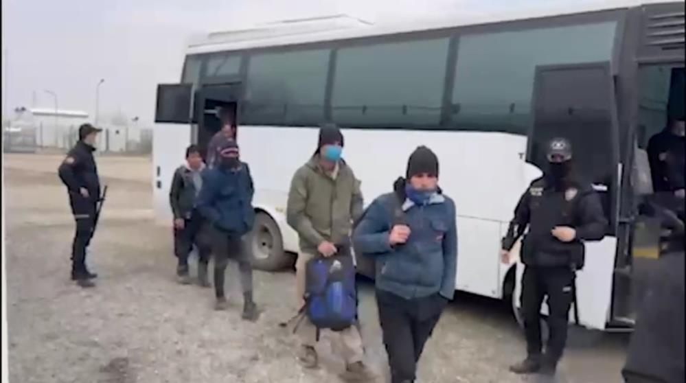 Iğdır'da 24 düzensiz göçmen yakalandı