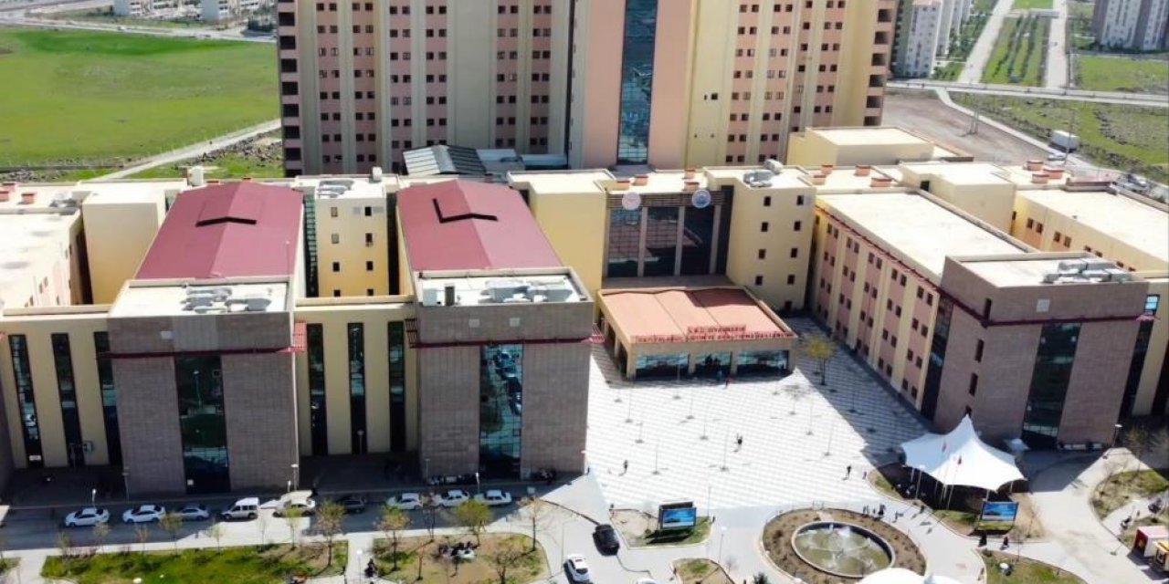 Gazi Yaşargil  Hastanesinde 2023’te 3 milyon hasta muayenesi yapıldı