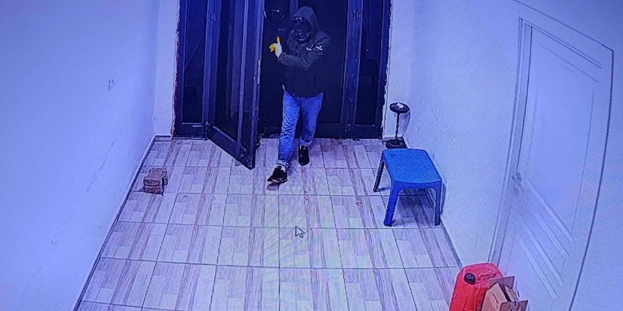 VİDEO - Diyarbakır'da belediye çalışanlarını tehdit ettikleri iddiasıyla 5 şüpheli yakalandı