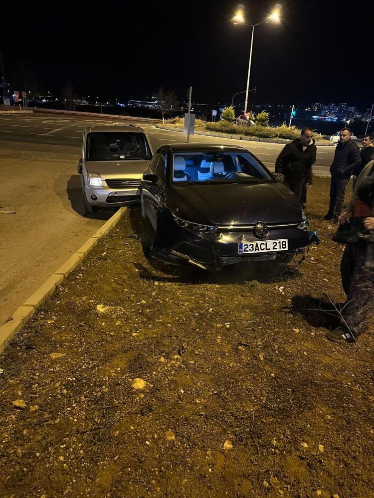 Trafik kazası: 2 yaralı