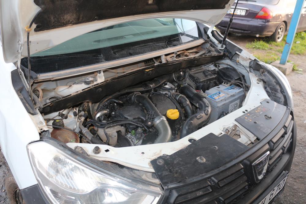 Video-Araç sahiplerini uyardı ! Muhakkak yapılmalı