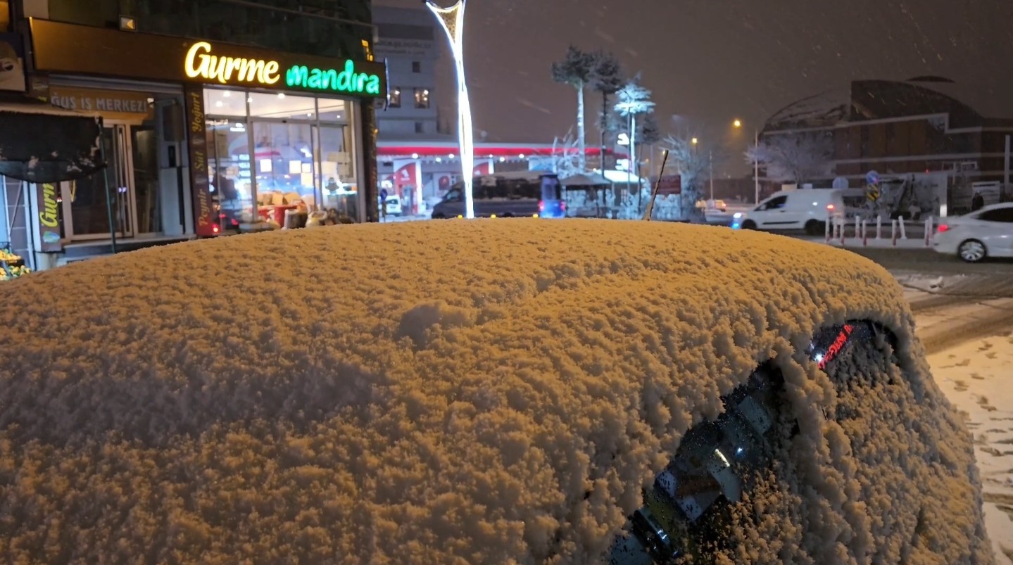 4 köy yolu ulaşıma kapandı