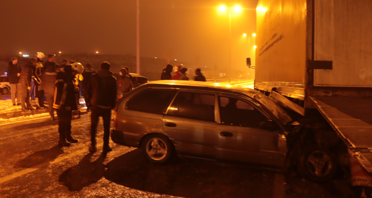 8 araçlı zincirleme kaza