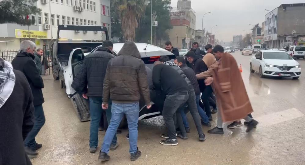 Trafik kazası: 2 yaralı